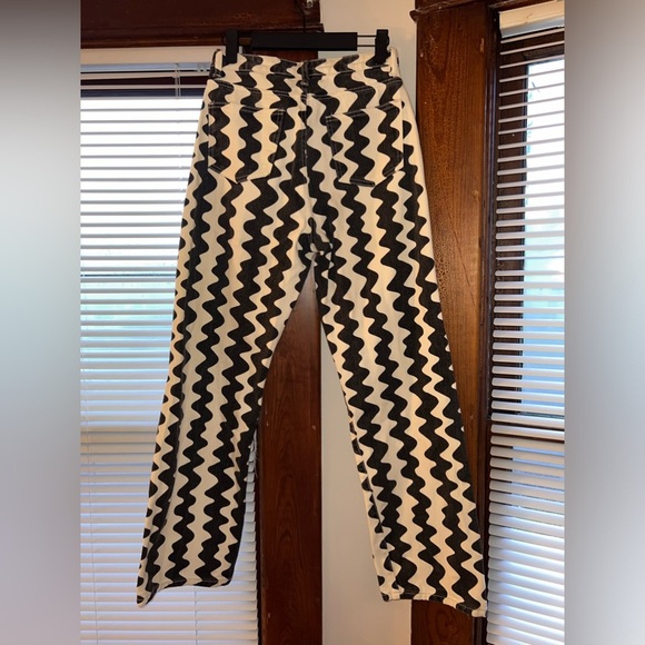 Funky pants - Picture 3 of 3
